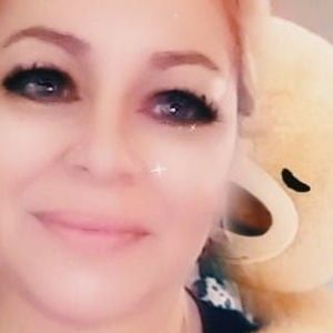 Meet your Posher, Naomi